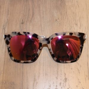 DIFF BELLA SUNNIES